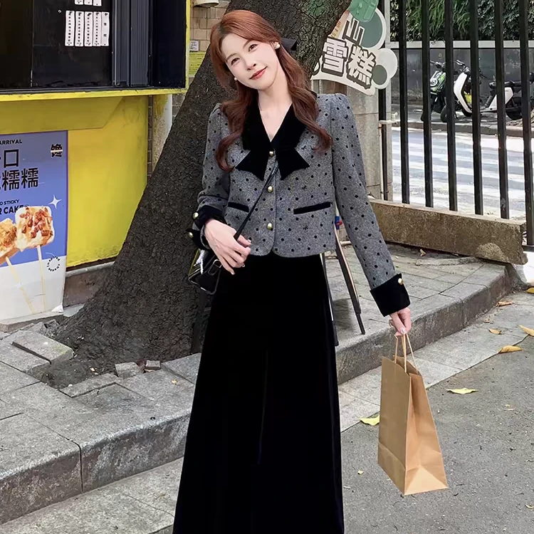 新款小香风套装女秋冬季高级感短款外套上衣黑色半身裙两件套1660