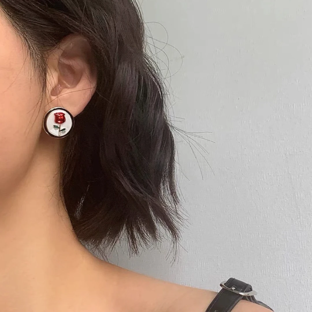(玫瑰油画)小众高级！精致玫瑰图案耳钉，时尚新宠