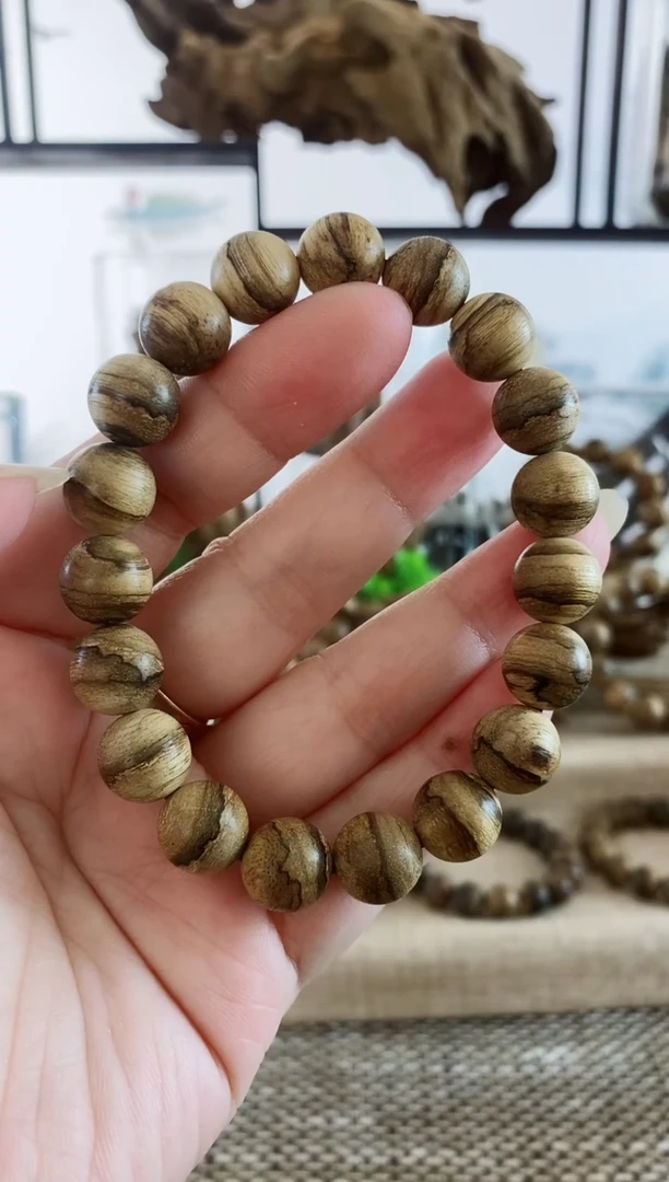 沉香手串正区达拉干软丝虎斑老料11+MM单圈