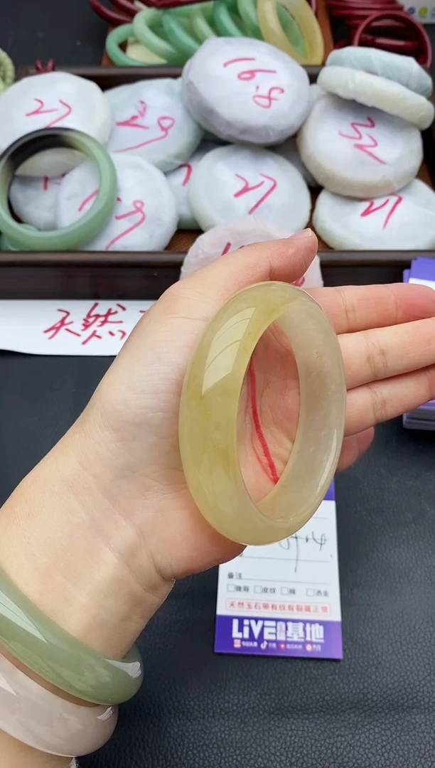 未镶嵌手镯石英质玉26+59.4