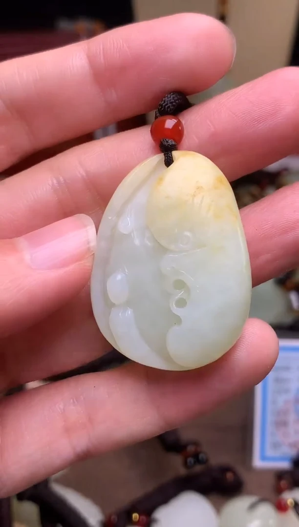 颈饰未镶嵌和田玉新疆料青海料清水和田玉吊坠