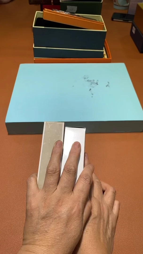 瓷片品牌 包包香水手表护肤品@@1