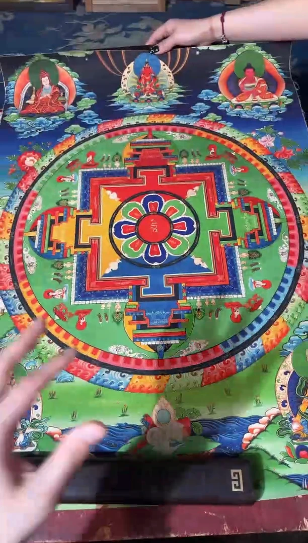 卷轴画龙妹的唐卡tk16