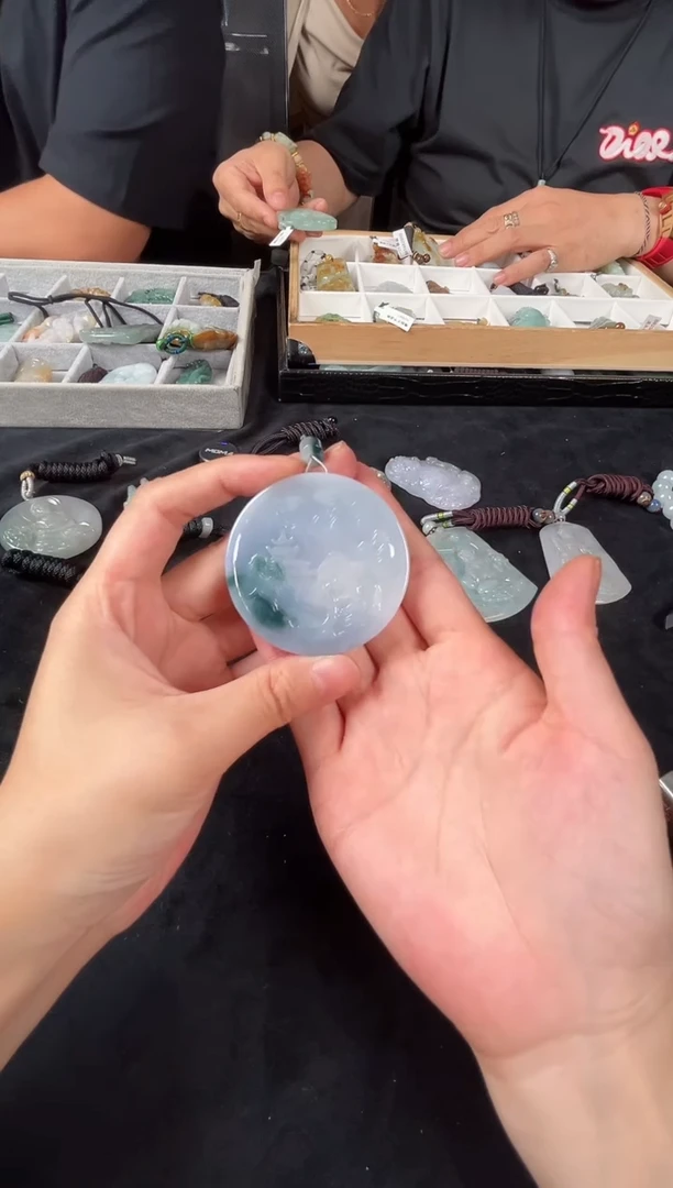 翡翠未镶嵌吊坠(不含链)缅甸天然翡翠A货91号