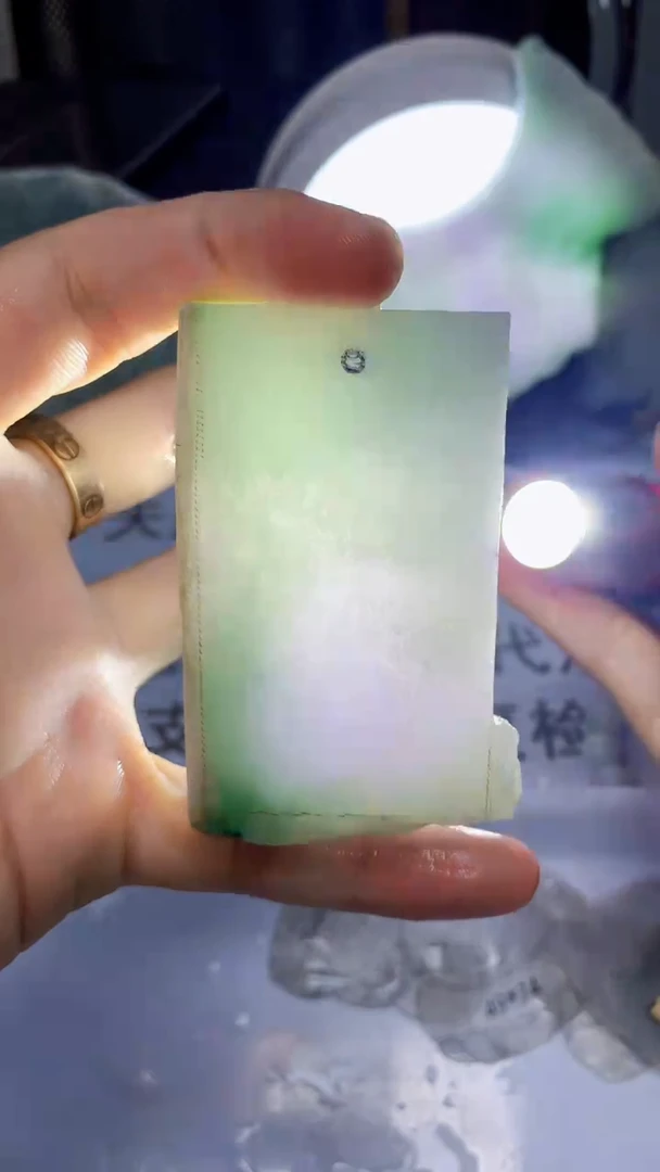 翡翠裸石缅甸天然A货翡翠Q2410