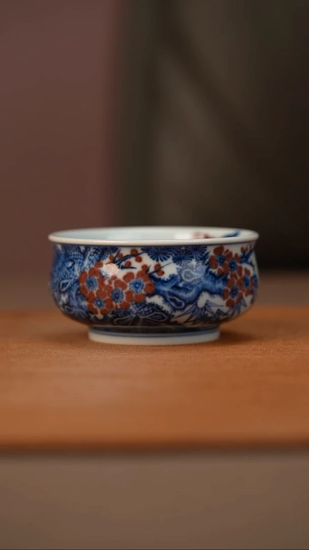 陶瓷又见春风青花釉里红松竹梅矮炉式杯