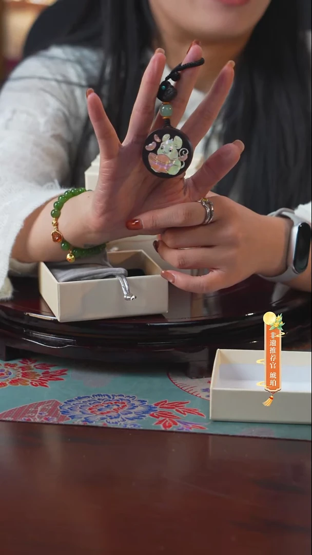 木闪购商品螺钿漆器首饰盒