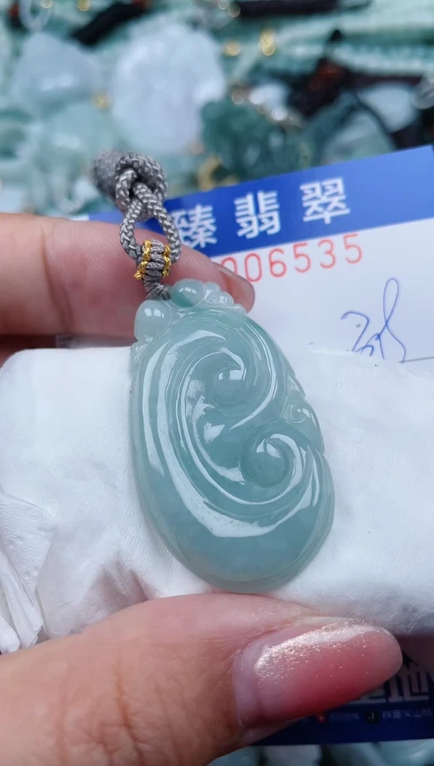 【闪购商品】翡翠颈饰未镶嵌.0006535