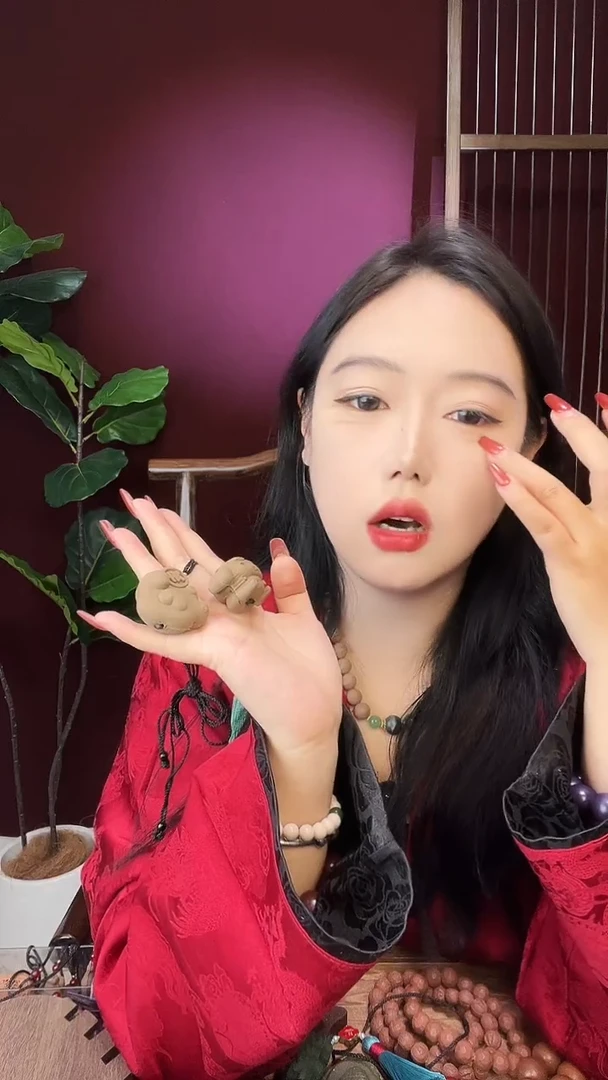 珠串花香大四合玉桂狗