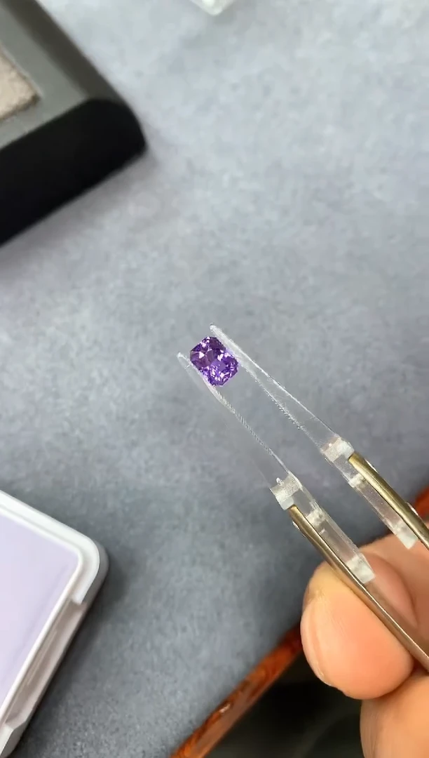 裸石蓝宝石1.07ct卡CGTL-14656