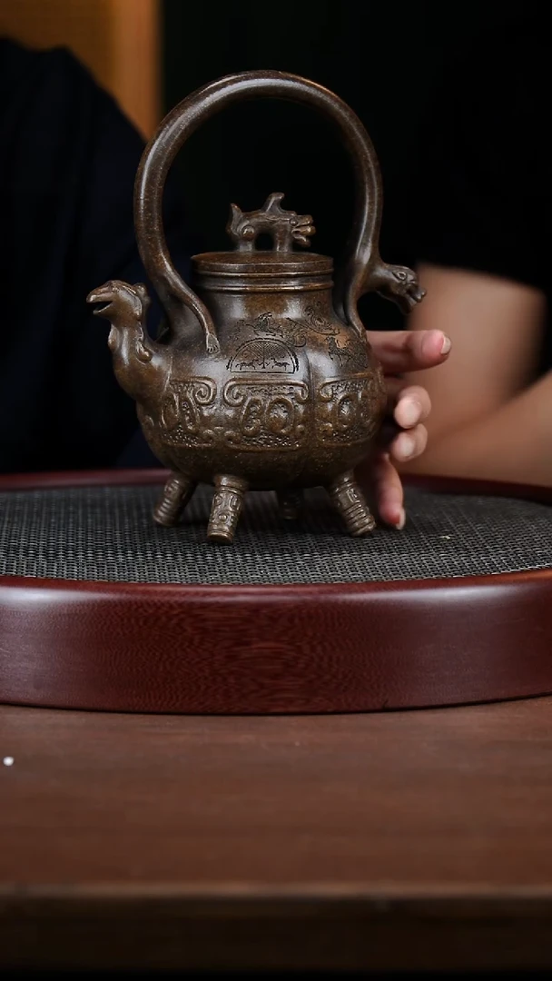 茶壶紫砂30WHJ 古铜泥 龙凤提梁450cc