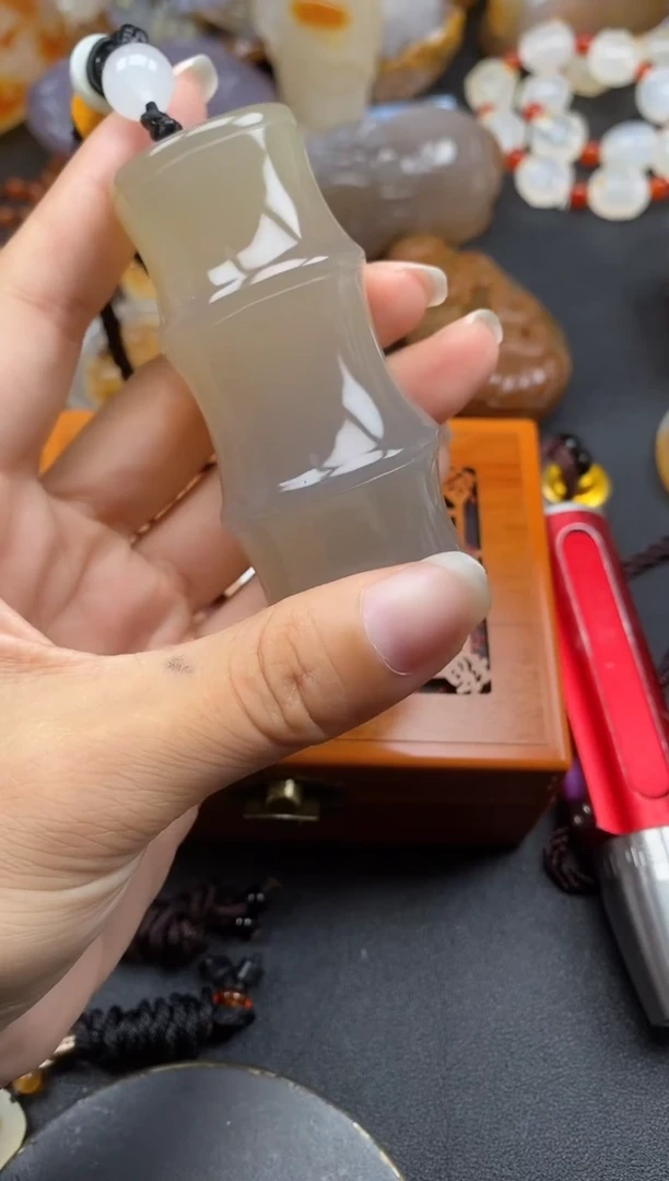 未镶嵌1玛瑙/玉髓笑**云ll