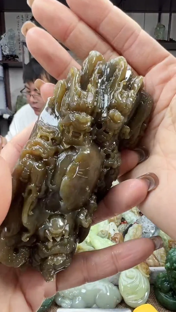 未镶嵌和田玉把件1