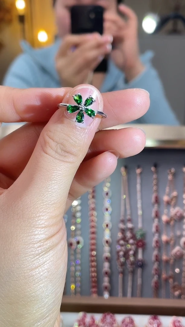 银S925镶嵌手饰石榴石手饰