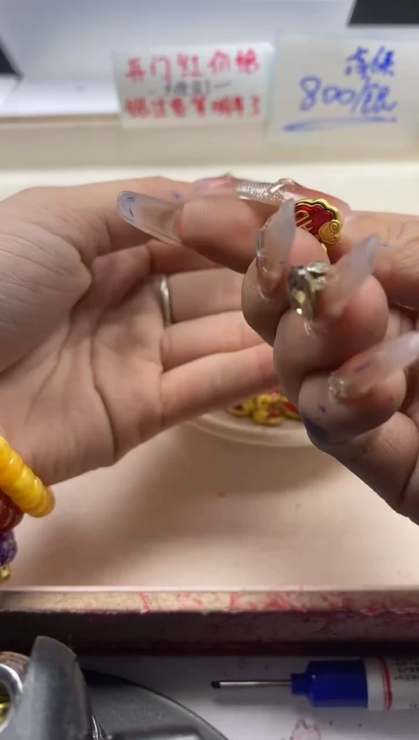 【闪购商品】玛瑙/玉髓颈饰银S800镶嵌x407立体如意5颗