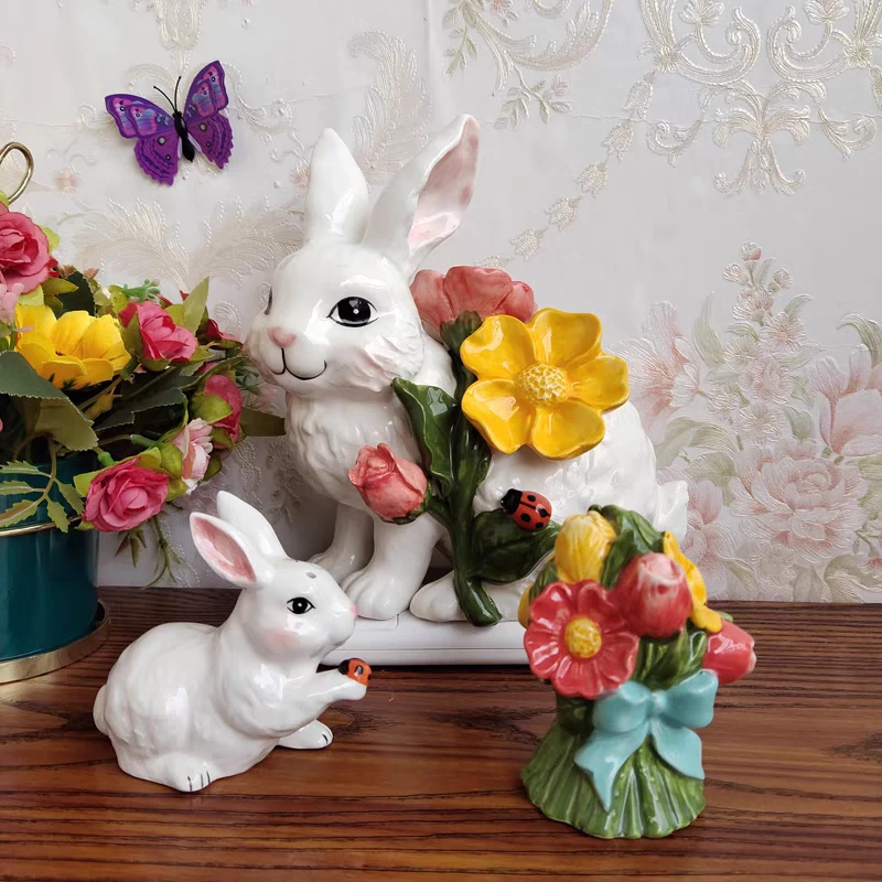 Blue sky布鲁瓷纯手绘釉下彩陶瓷兔子和花调味瓶小摆件北欧家居