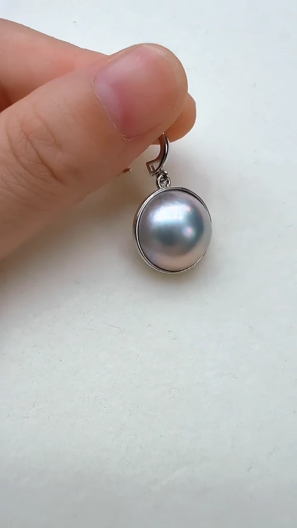 钛钢拼合珍珠（马贝珠）颈饰灰色光板