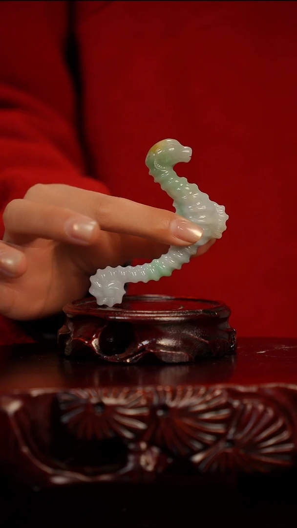 未镶嵌摆件翡翠海马