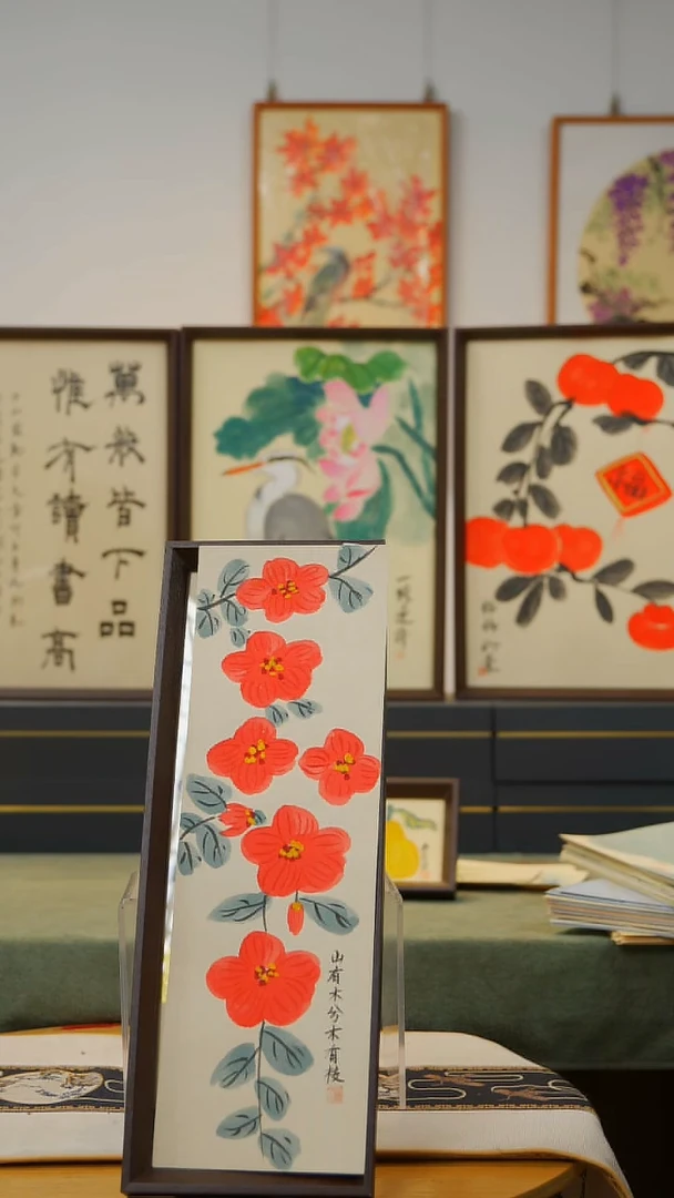 国画13*40不落名绘画带框发货 709