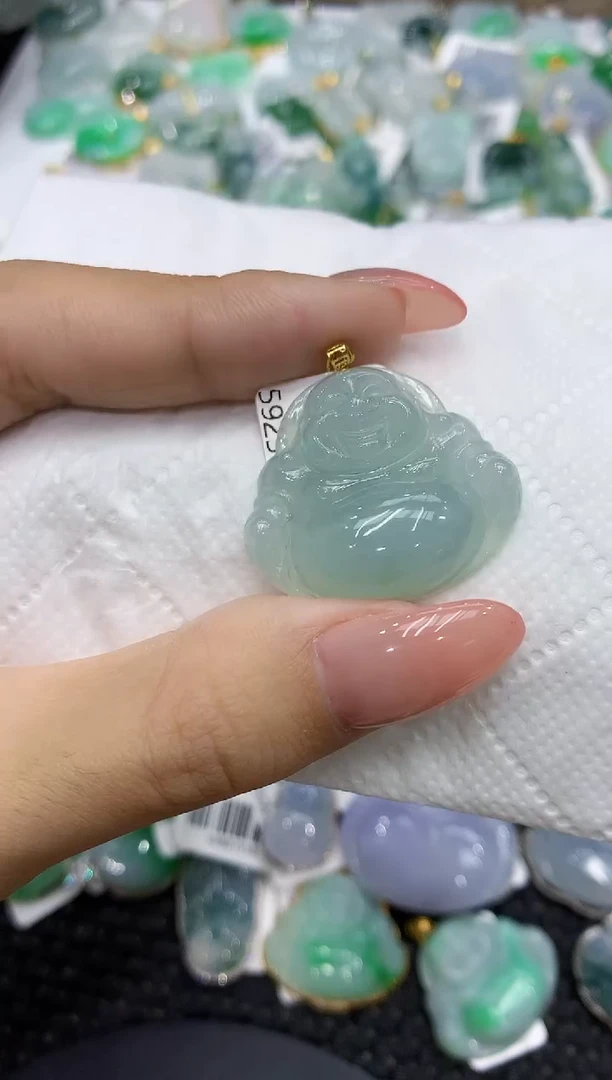 颈饰18K金镶嵌翡翠111111111111