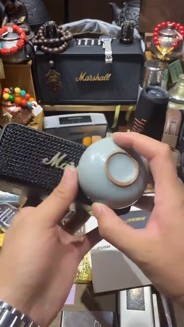 瓷片闪购商品 如图所示