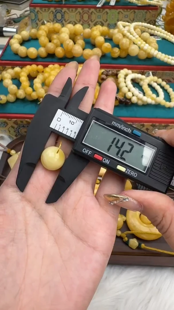 裸石琥珀未镶嵌蜜蜡单珠XD057