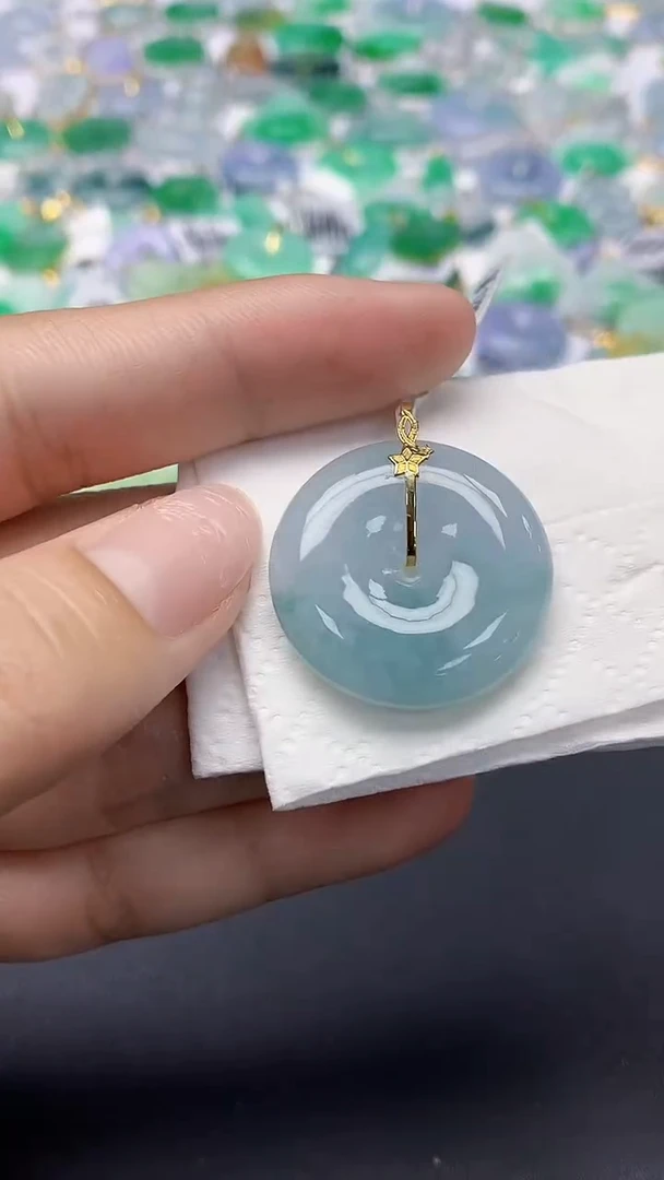 翡翠18K金镶嵌颈饰天然缅甸a货翡翠