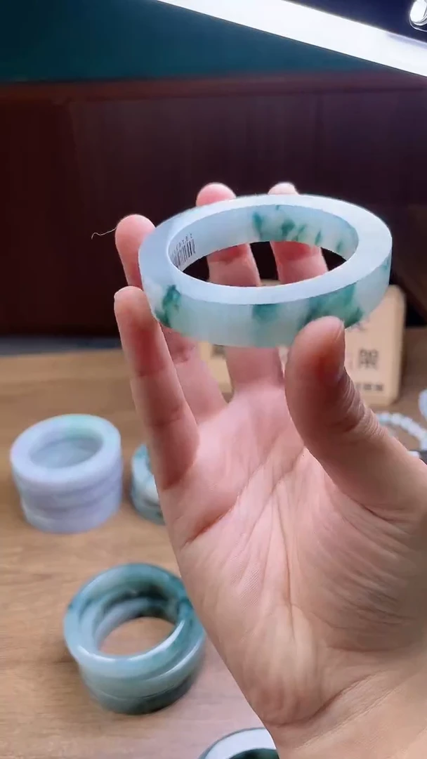 定制翡翠手镯未镶嵌之*定制