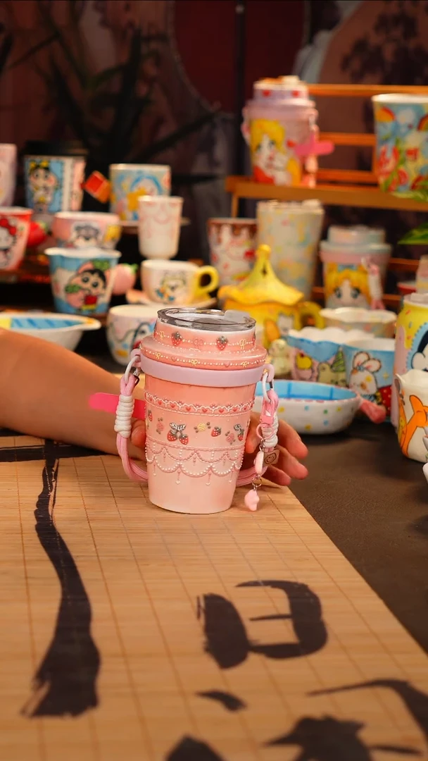 景德镇手工手绘杯杯