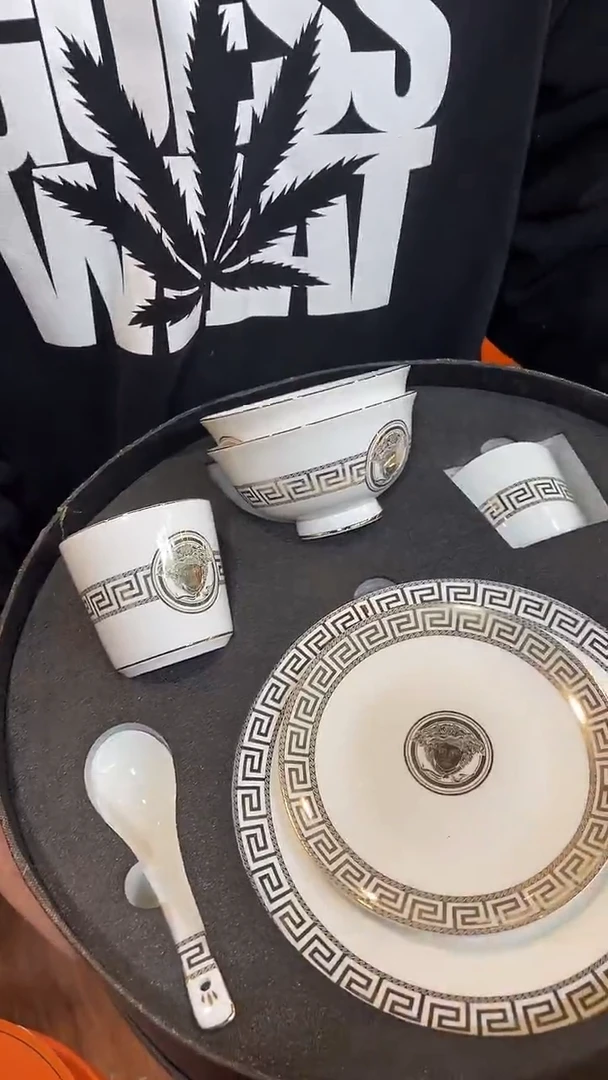 杯鸿辉家品牌瓷器，京东包邮！