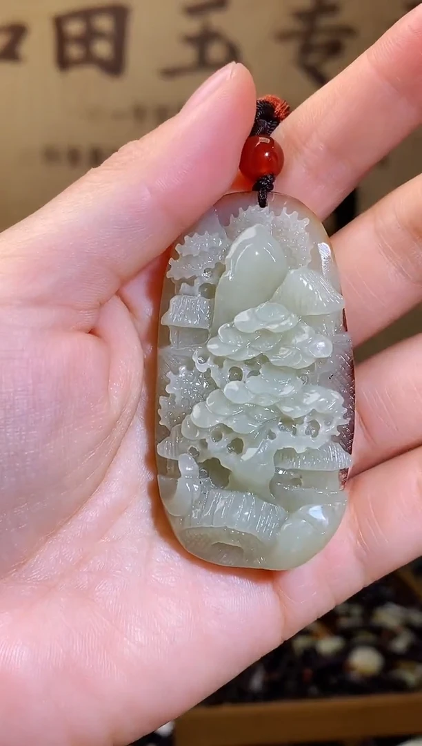 和田玉未镶嵌颈饰1