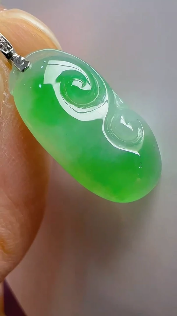 【闪购商品】翡翠吊坠(不含链)18K金镶嵌多样性团购发一件