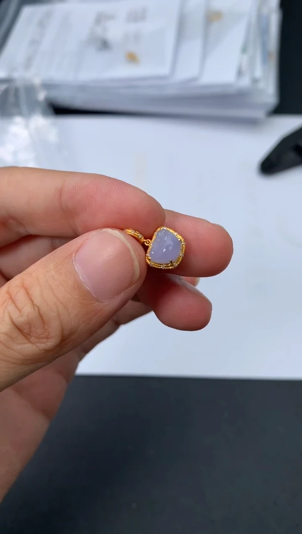 18K金镶嵌挂件翡翠@**@不退不换 无鉴赏期