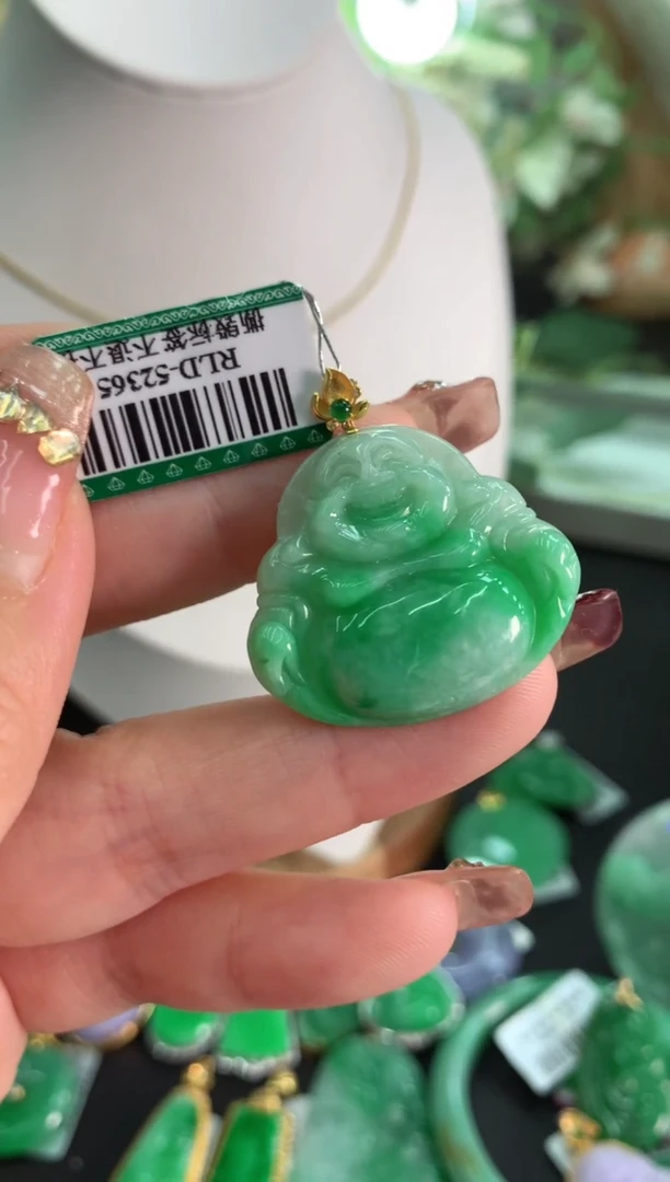 【闪购商品】翡翠吊坠(不含链)18K金镶嵌挂件