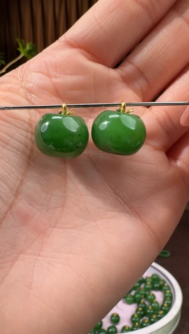 颈饰18K金镶嵌和田玉2赵瑞12.13多样性拍一发一