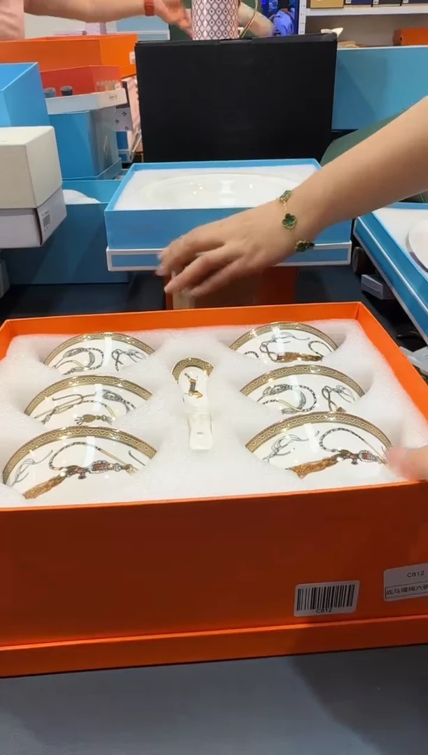 【闪购商品】碗C812全场正品，京东包邮