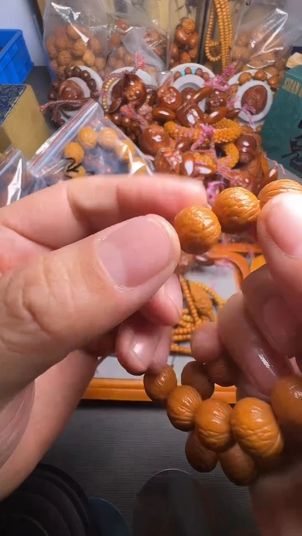 手串橄榄核岁*猴头土豪