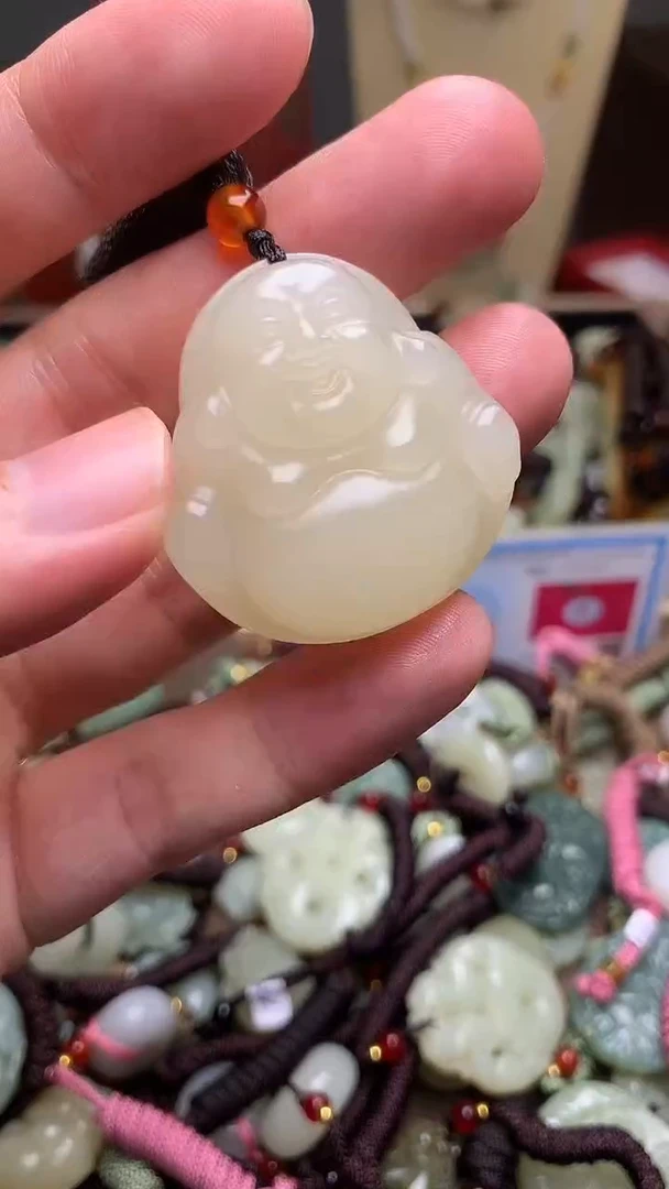 玉新疆料青海料清水弥勒佛吊坠