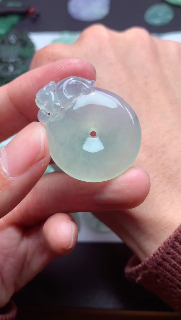 【闪购商品】翡翠颈饰未镶嵌天然翡翠