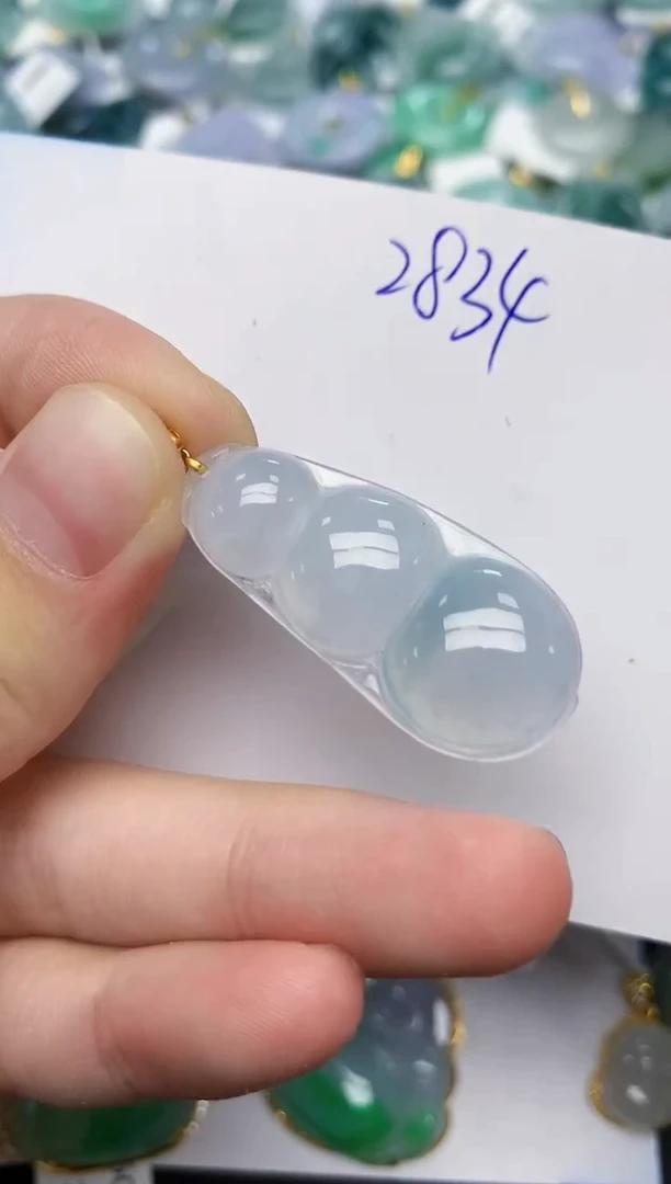 颈饰18K金镶嵌翡翠天然缅甸A货翡翠百元以上9元证书费自理