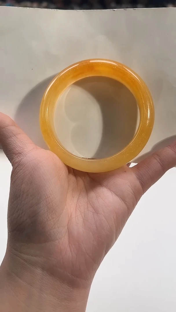 未镶嵌石英质玉（黄龙玉）手镯59圈口06
