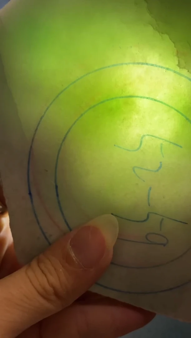 定制翡翠手镯未镶嵌蓦****处翡翠