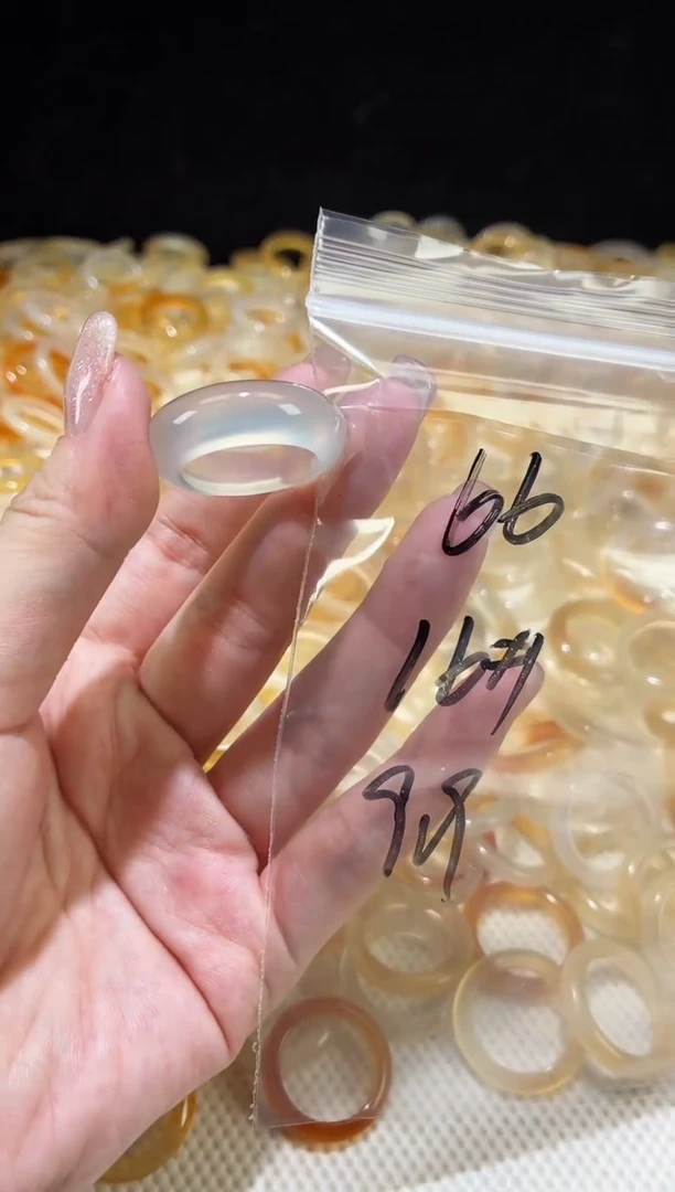 未镶嵌戒指玛瑙/玉髓66