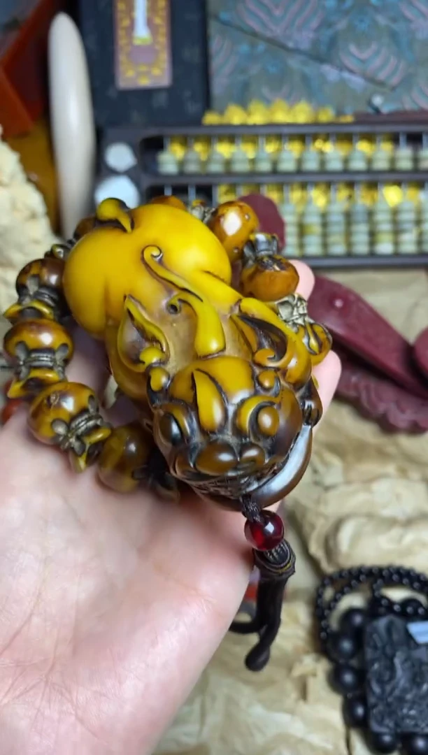 未镶嵌蜜蜡裸石主播推荐主播推荐