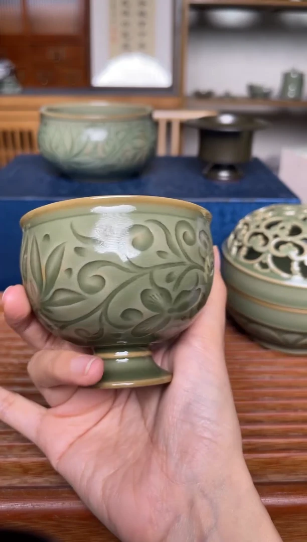 瓷器仰山 纯手工橄榄绿高足杯