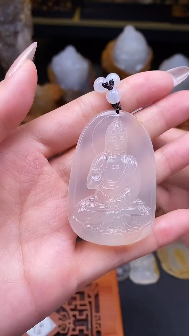 玛瑙/玉髓颈饰未镶嵌古**人ff