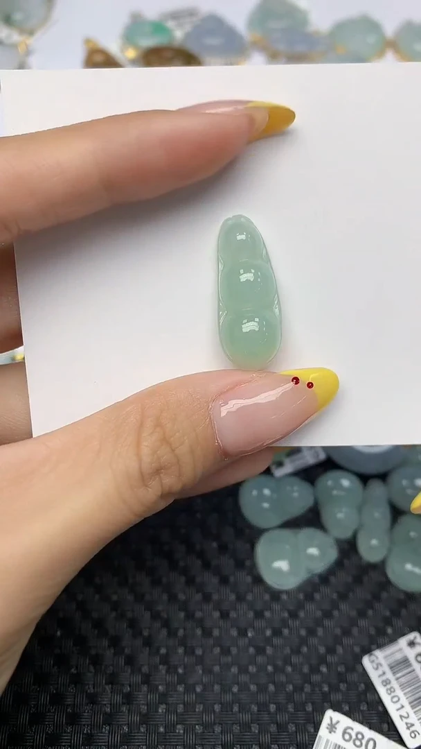 翡翠未镶嵌项链天然翡翠A货