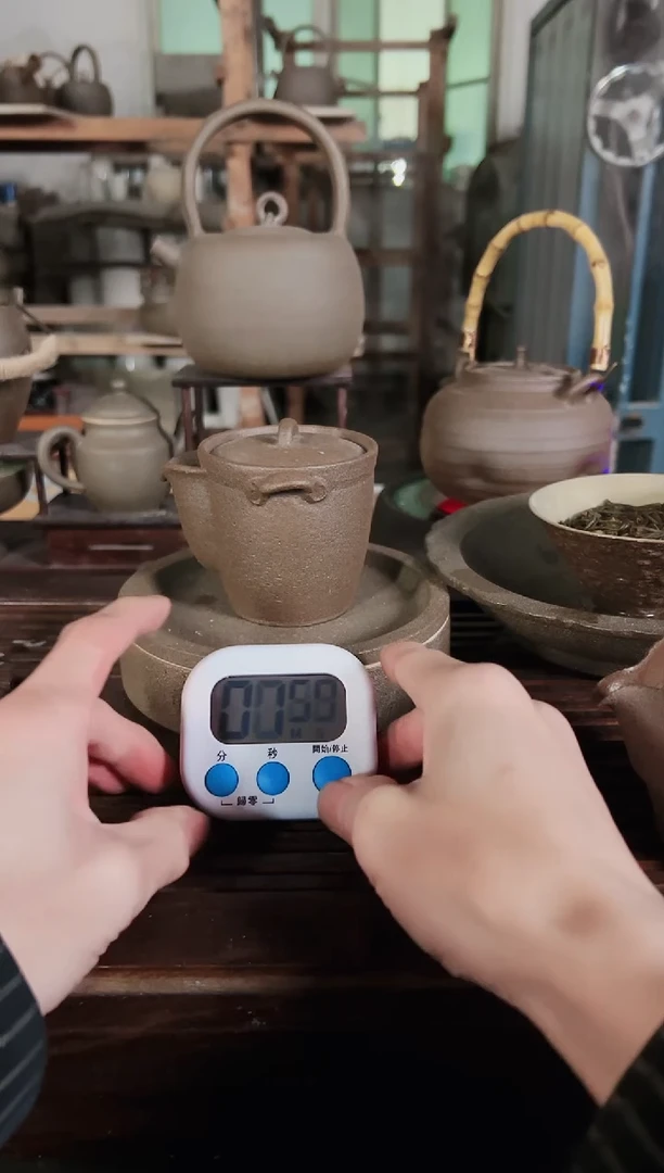 【闪购商品】冰碛岩陶制手工壶
