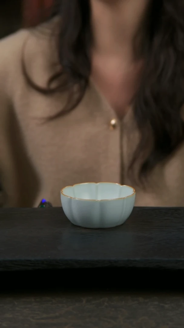 【闪购商品】杯玉兔杯（开片可养）