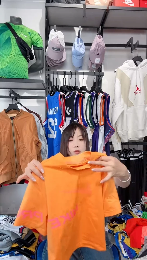 1476 编码 瑕疵款以直播间过款为准 尺码M